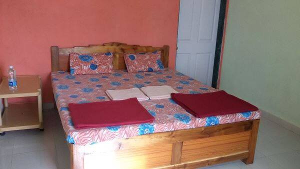 Salgaonkar Beach Resort, Malvan 4